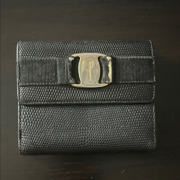 Salvatore Ferragamo Handbags - Salvatore Ferragamo bilfold wallet